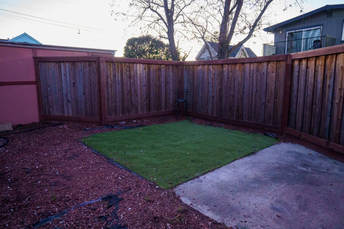 Apartment for rent at 1925-1927 E 19th St, Oakland, CA 94606