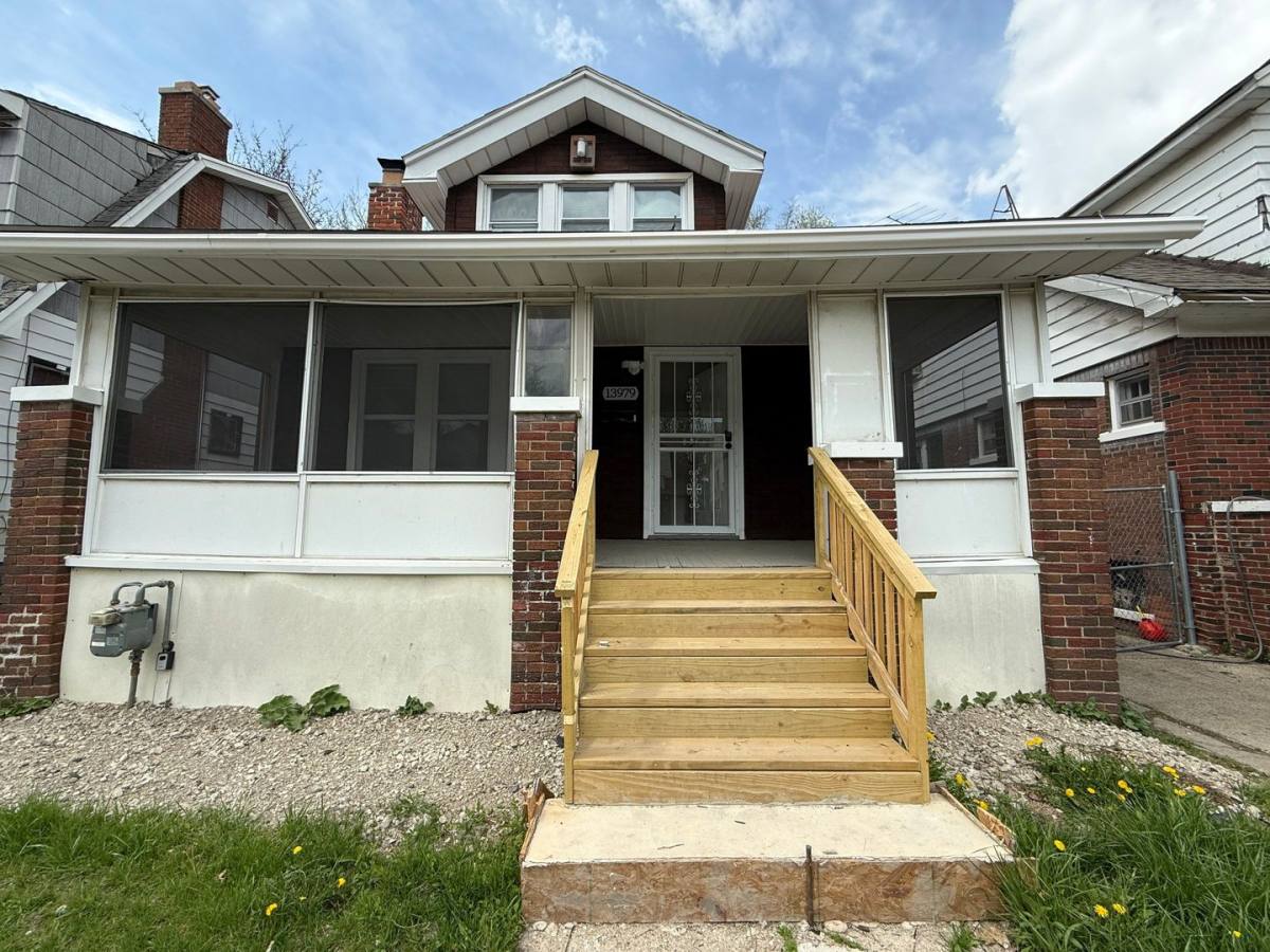 House for rent at 13979 Cherrylawn St, Detroit, MI 48238