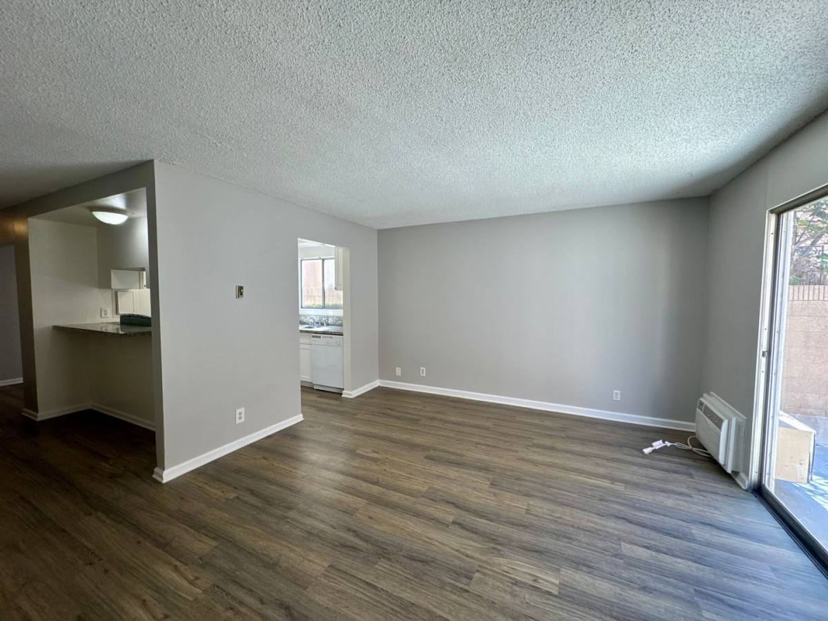 Apartment for rent at 4321 Green Ave, Los Alamitos, CA 90720