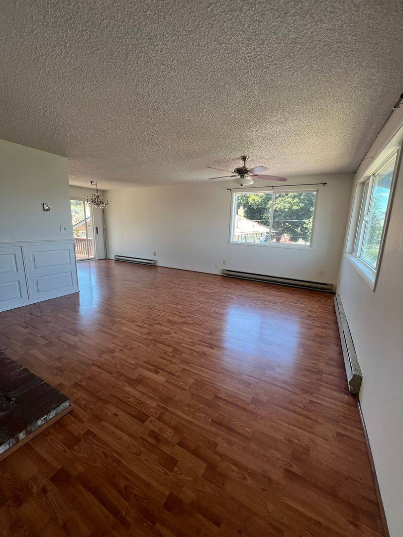House for rent at 140 S Rogers St, Klamath Falls, OR 97601