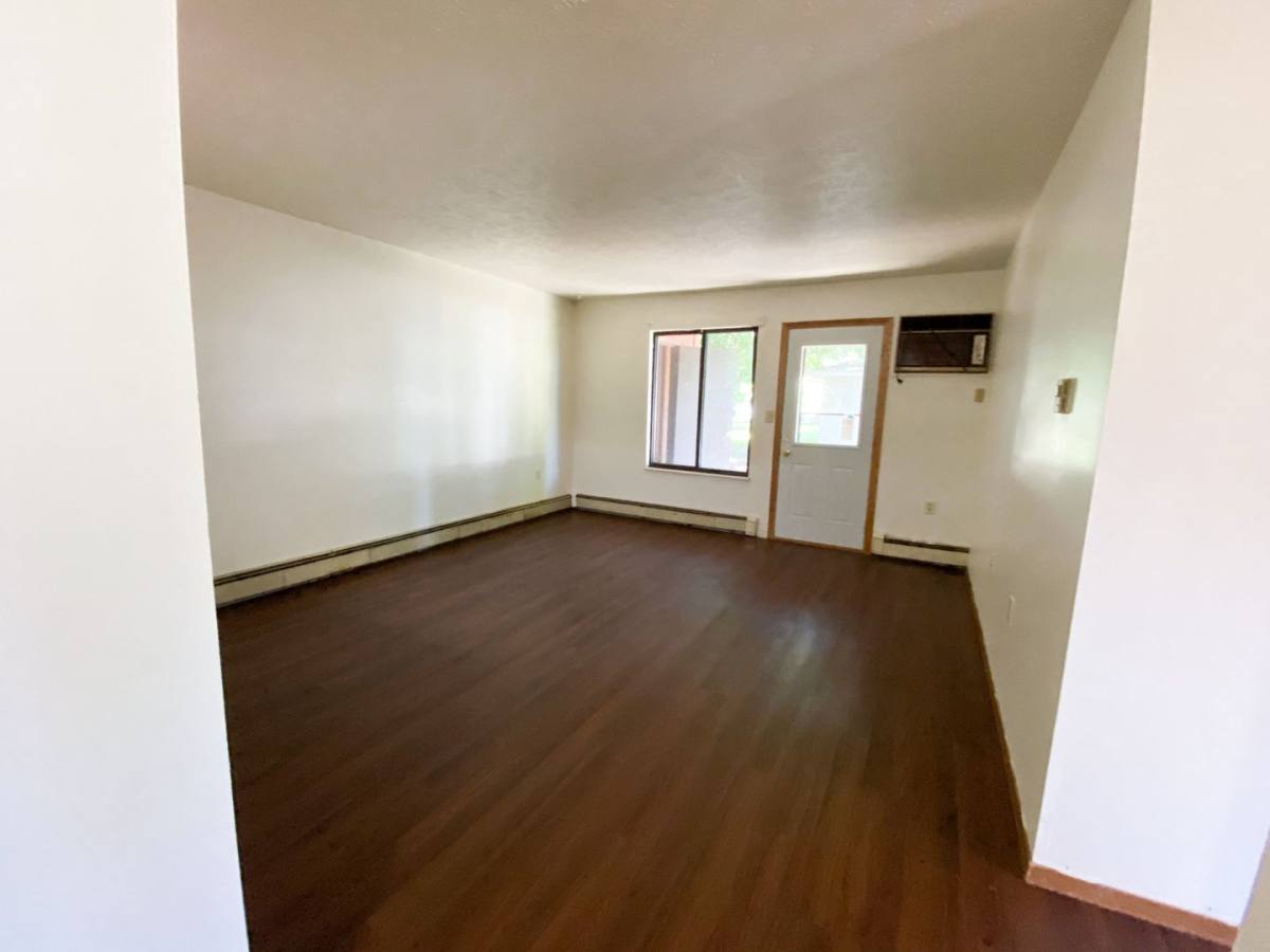 Apartment for rent at 308 S Dana St, Boswell, IN 47921