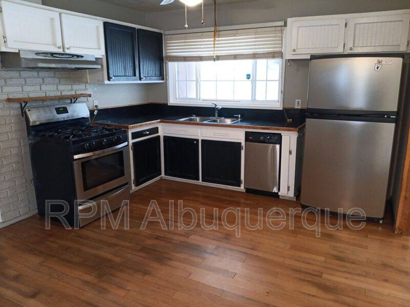 House for rent at 7901 Hannett Ave NE, Albuquerque, NM 87110