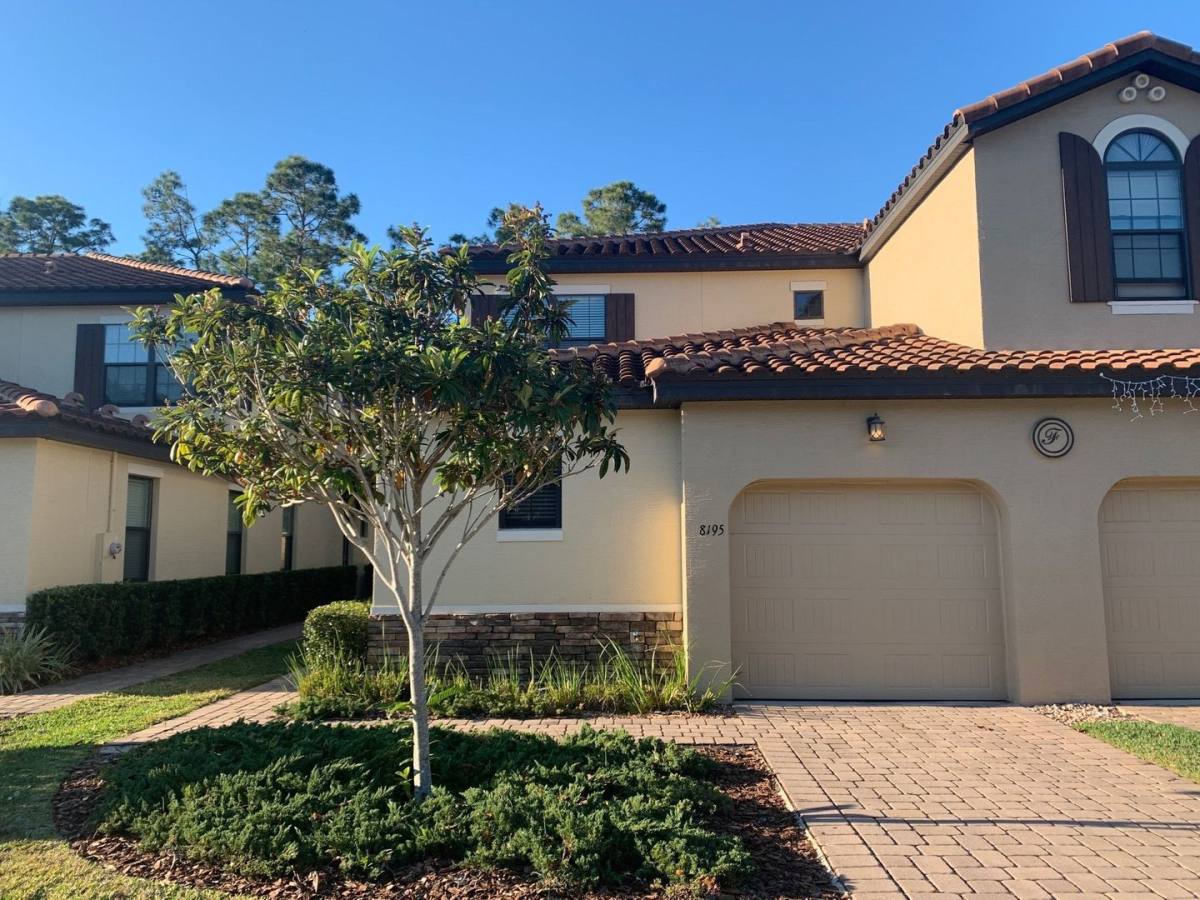 Townhouse for rent at 8195 Roseville Blvd, Davenport, FL 33896