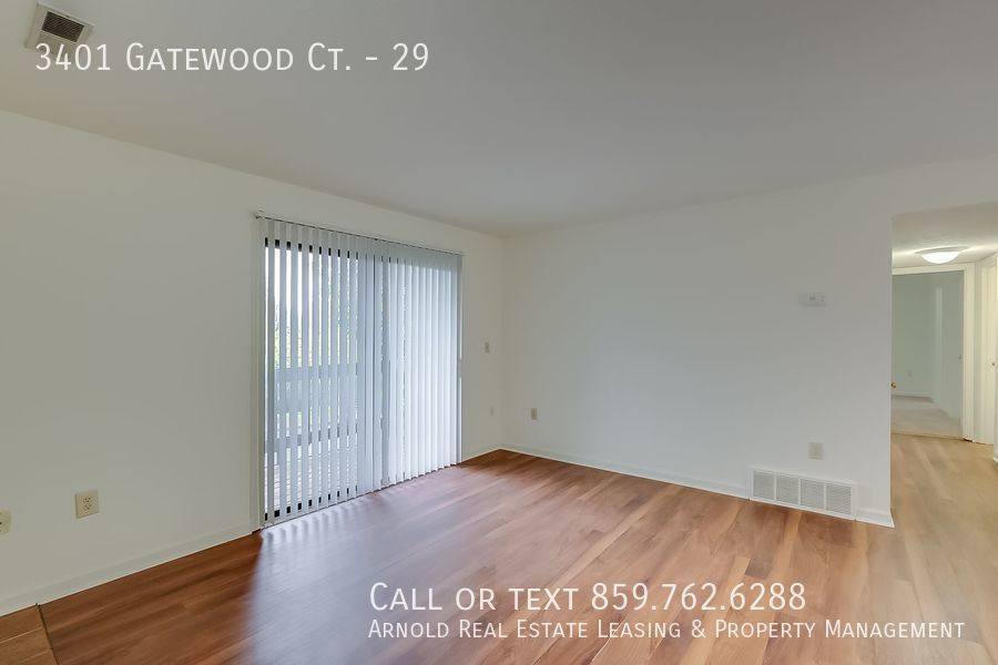 Apartment for rent at 3401 Gatewood Court, Lexington, KY 40517