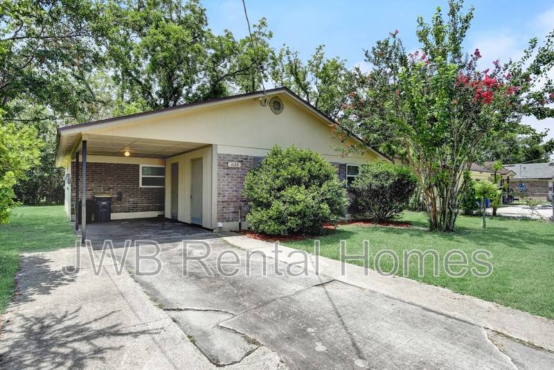 House for rent at 3120 Mell Court, Jacksonville, FL 32254
