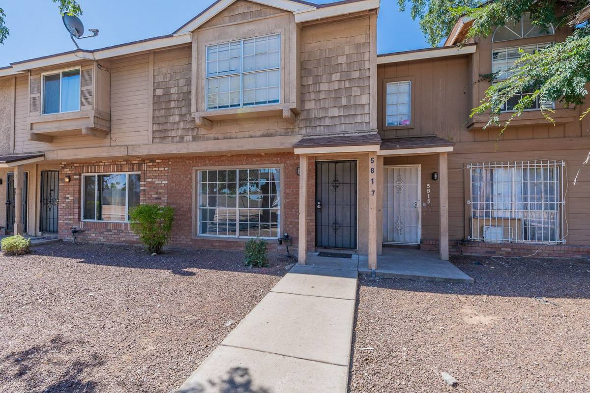 House for rent at 5817 N 59th Dr, Glendale, AZ 85301
