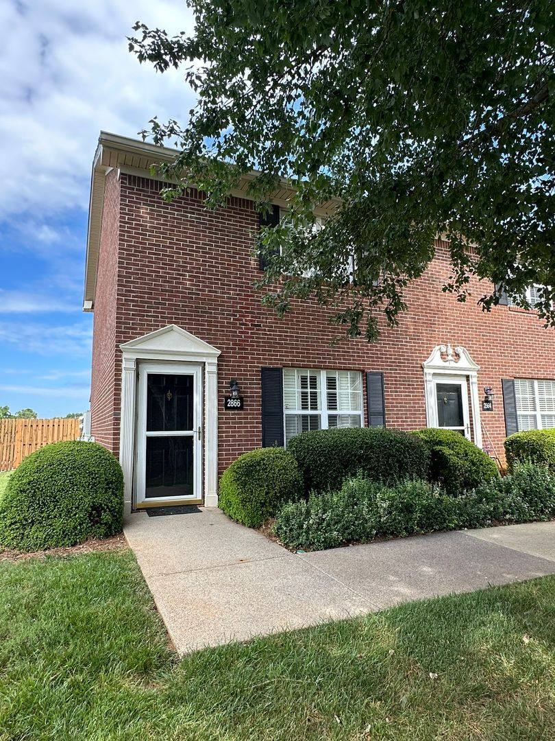 Townhouse for rent at 2866 Florence Dr, Gainesville, GA 30504