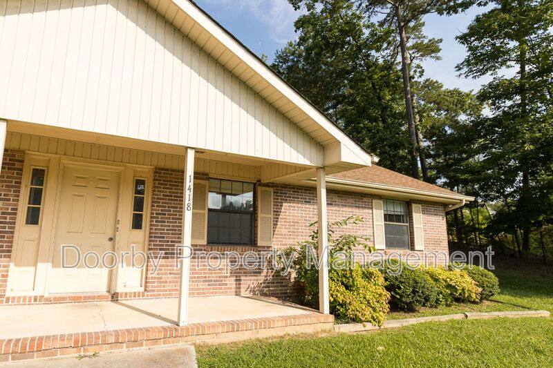 Apartment for rent at 1418 Baggett Rd, Ringgold, GA 30736