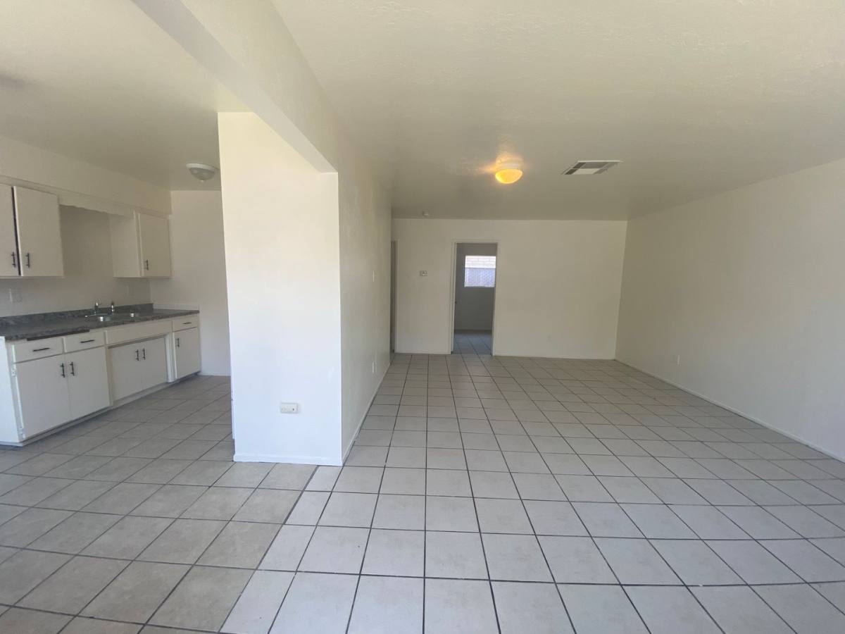Apartment for rent at 330 N Olive St, Lemoore, CA 93245