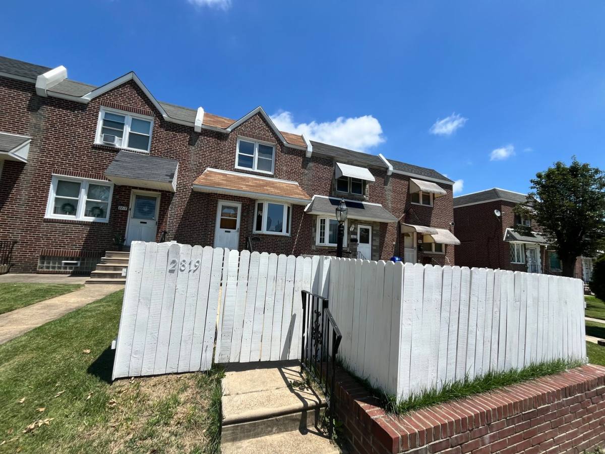 House for rent at 2819 Fanshawe St, Philadelphia, PA 19149