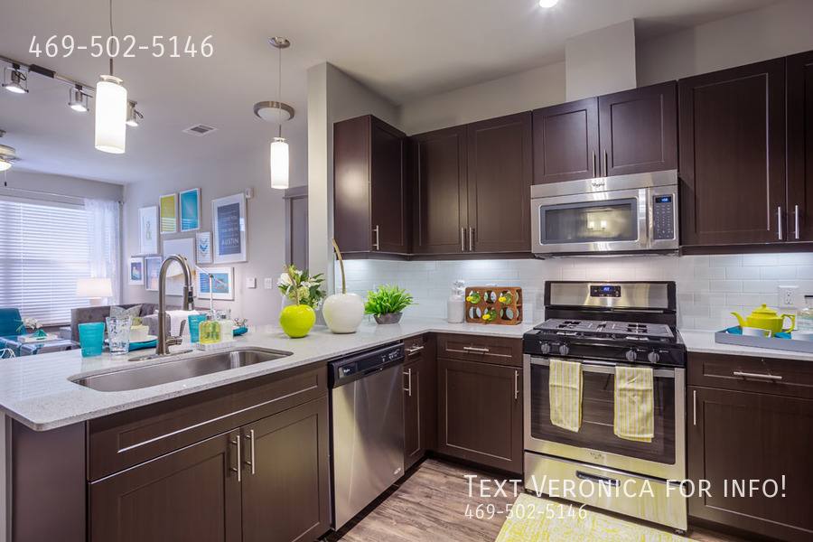 Apartment for rent at 6401 Rialto Blvd, Austin, TX 78735