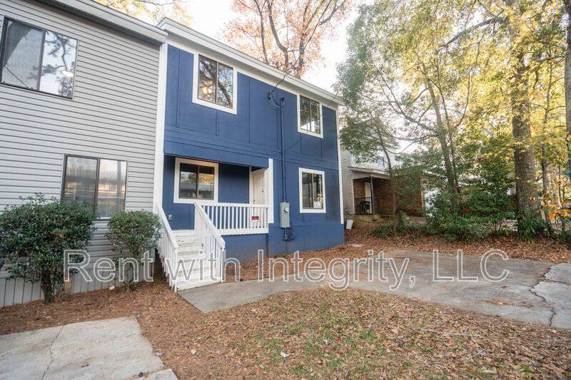 Townhouse for rent at 1900 Holmes St #C, Tallahassee, FL 32310