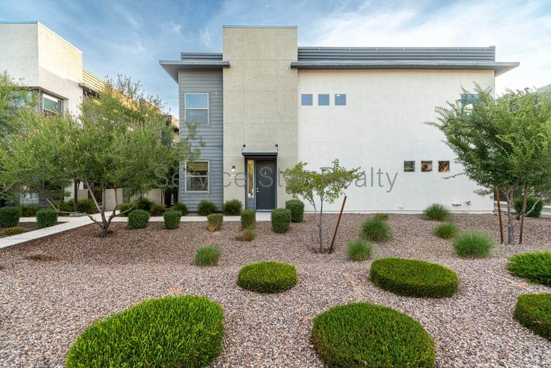 Townhouse for rent at 7531 E Billings St #123, Mesa, AZ 85207