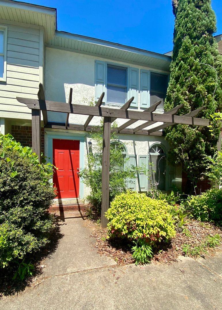 Apartment for rent at 108-188 Berlin Court, Athens, GA 30601
