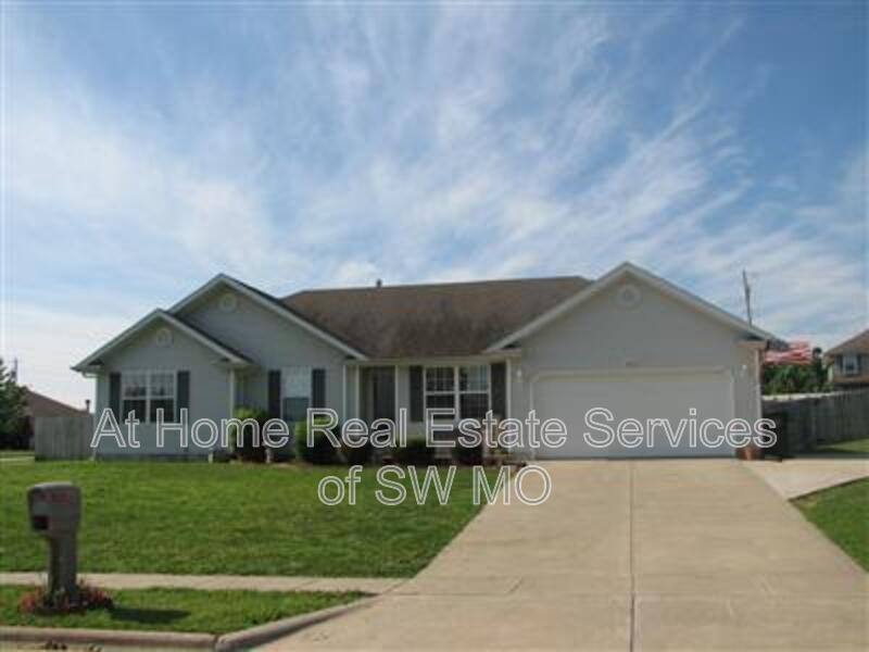 House for rent at 1622 Jody Circle, Republic, MO 65738