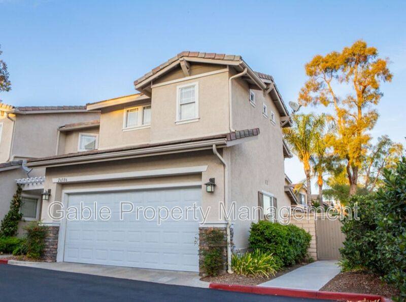 Townhouse for rent at 26506 Morro Bay Dr, Valencia, CA 91354