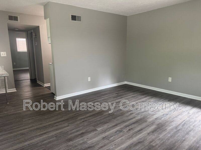 Apartment for rent at 2124 Cherokee Parkway #301, Louisville, KY 40204