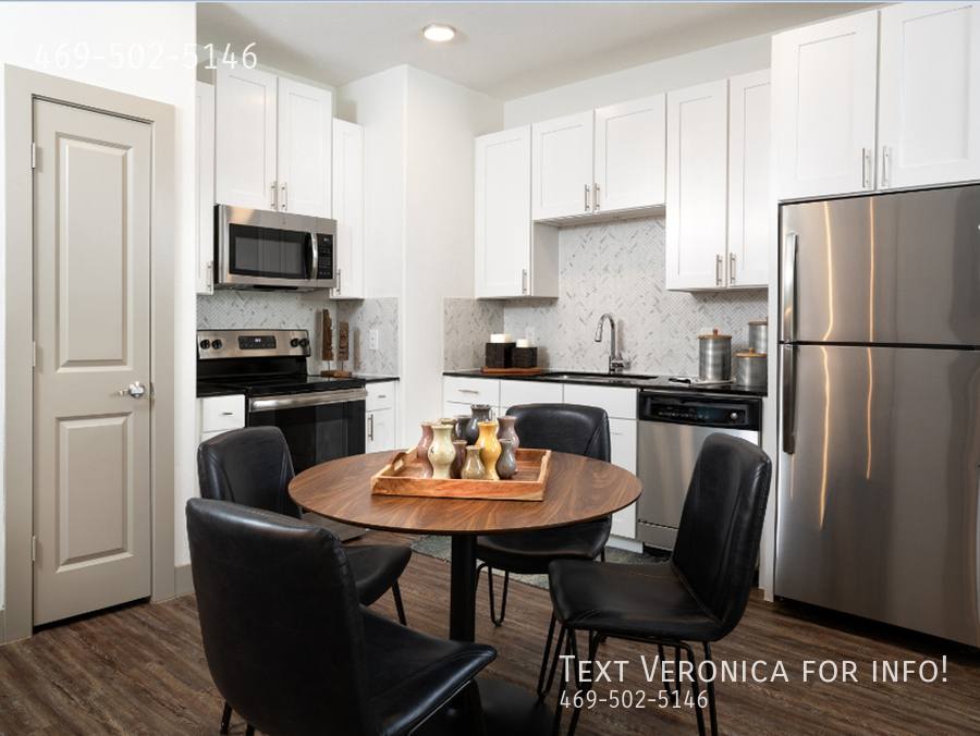 Apartment for rent at 1211 E 5th St, Austin, TX 78702