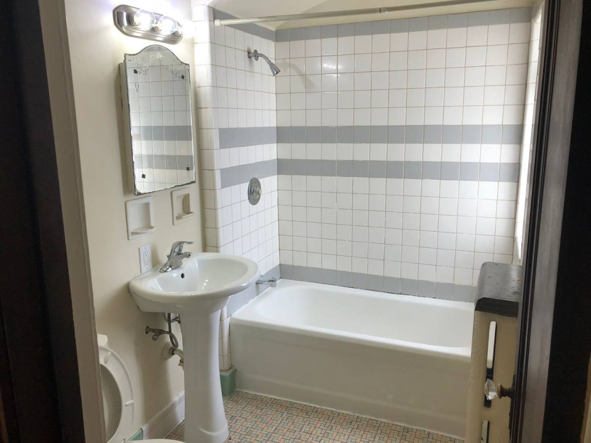 Apartment for rent at 901 E Center St, Milwaukee, WI 53212