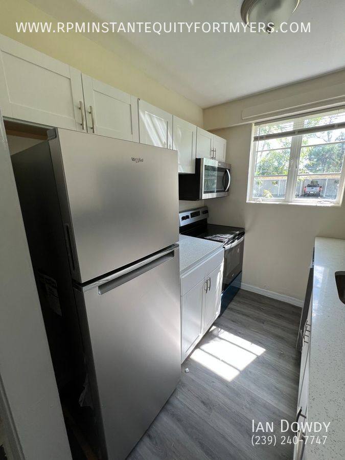Apartment for rent at 1510 Park Ave, Fort Myers, FL 33901