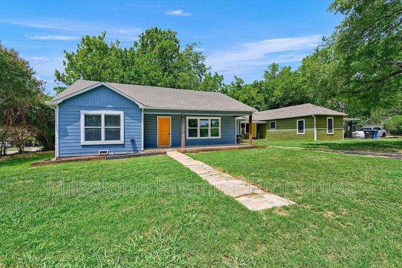 House for rent at 1721 S Fannin Ave, Denison, TX 75020