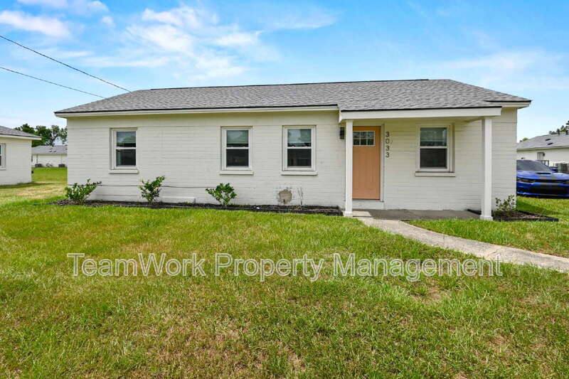 House for rent at 3033 Azalea Dr, North Charleston, SC 29405