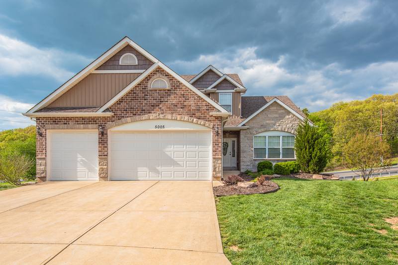 House for rent at 5005 Double Tree Dr, Imperial, MO 63052