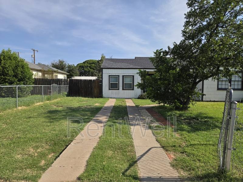 House for rent at 2506 40th St #2, Lubbock, TX 79413