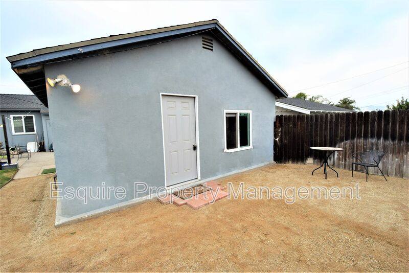 House for rent at 138 Oak St, Camarillo, CA 93010