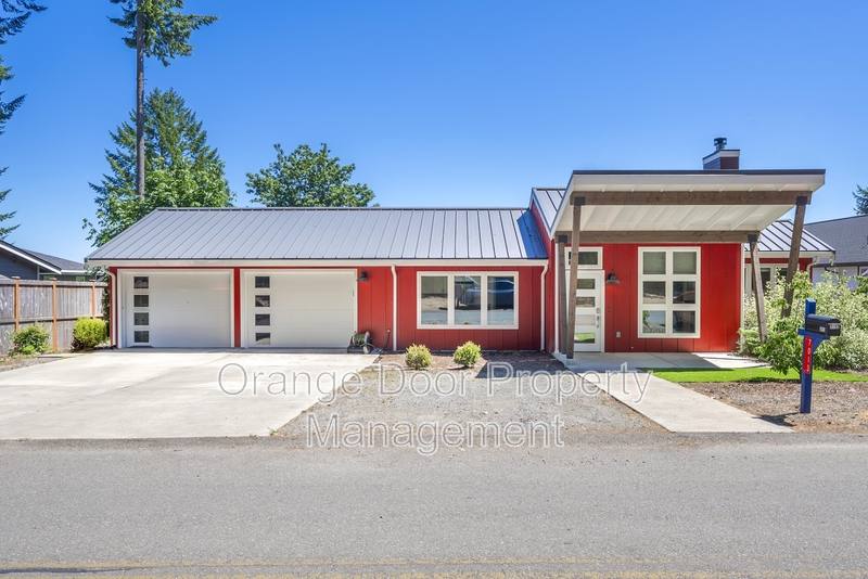 Apartment for rent at 7013 Stanich Ave, Gig Harbor, WA 98335