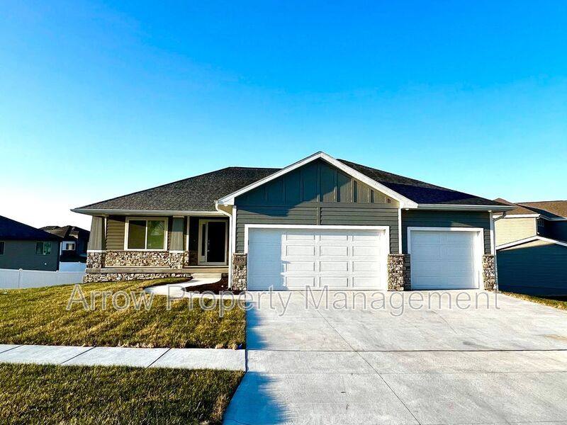 House for rent at 7855 Nicole Lane, Lincoln, NE 68516