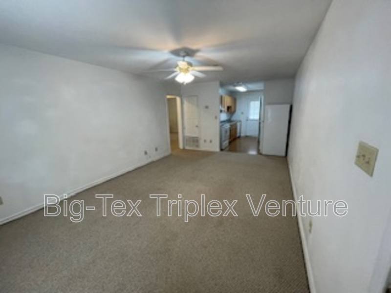 Apartment for rent at 262 N Pecan St, Nash, TX 75569