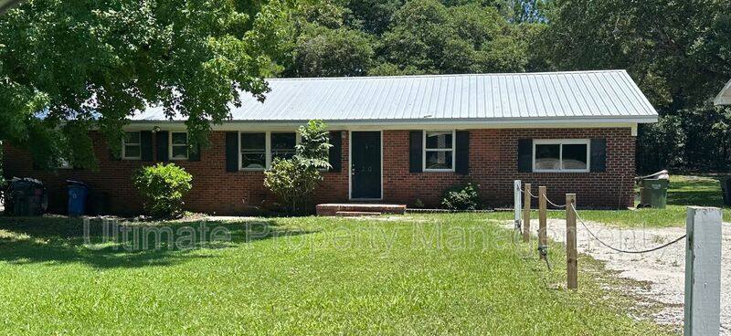 House for rent at 220 Rose Ave, Wilmington, NC 28403