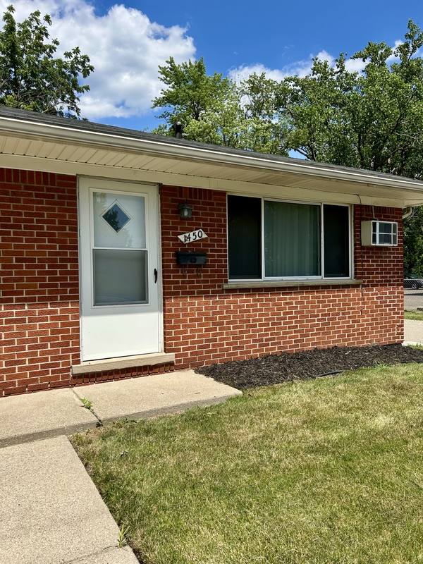Apartment for rent at 1450 Goddard Rd, Lincoln Park, MI 48146