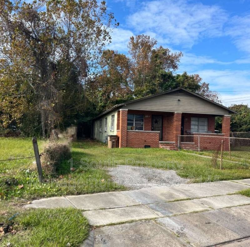 House for rent at 459 Monday St #A, Mobile, AL 36603