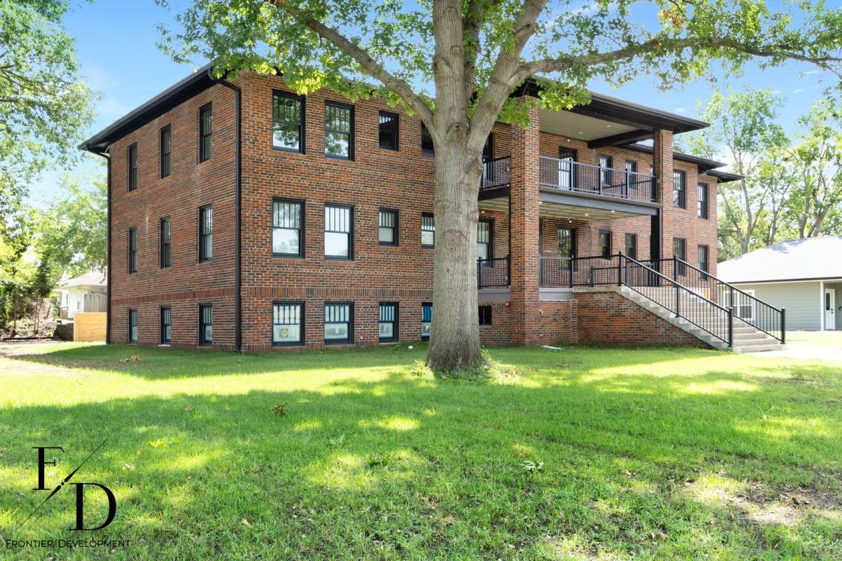 Apartment for rent at 512 Spruce St, Wamego, KS 66547