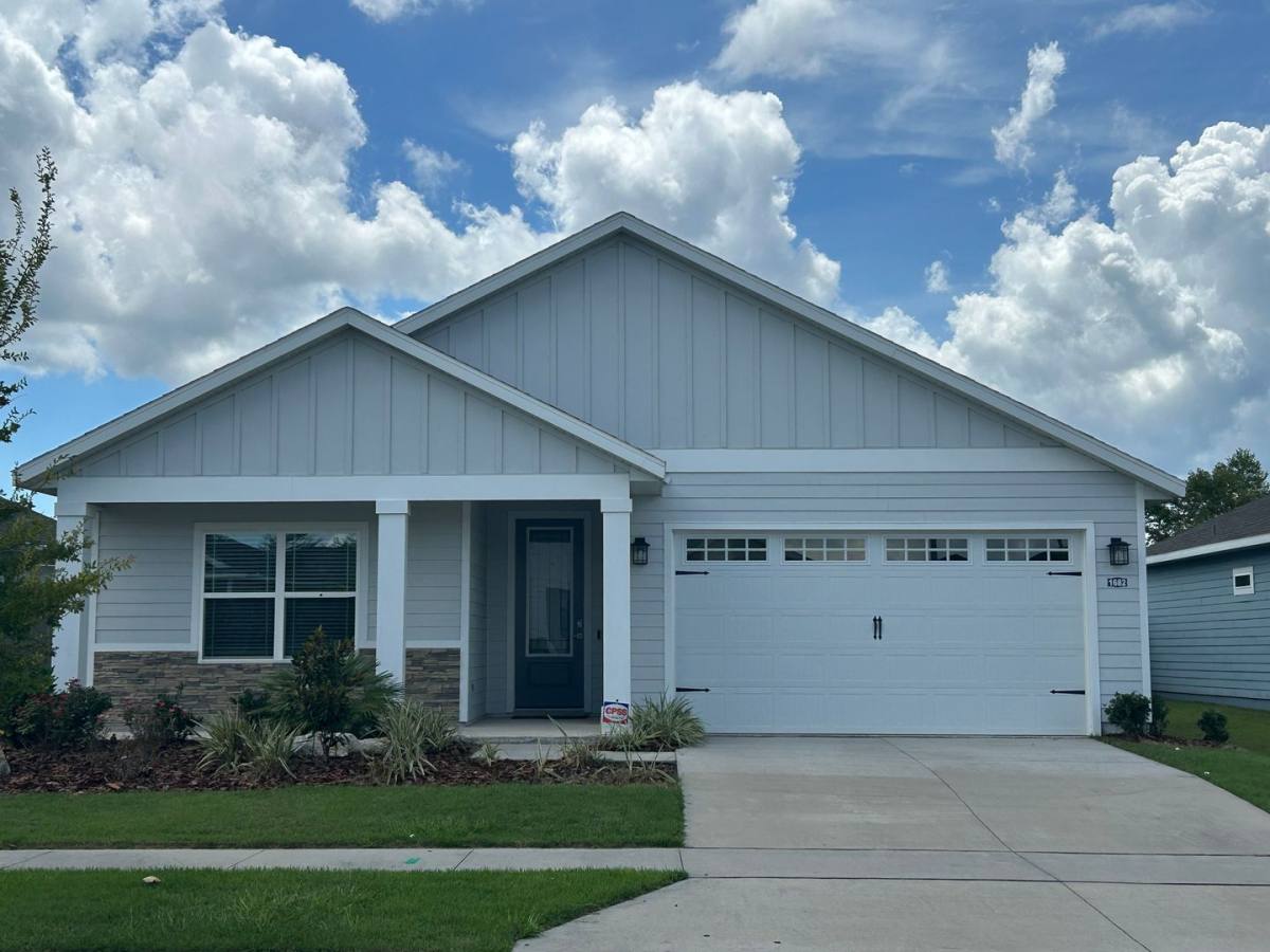 House for rent at 1682 SW 71st Circle, Gainesville, FL 32607