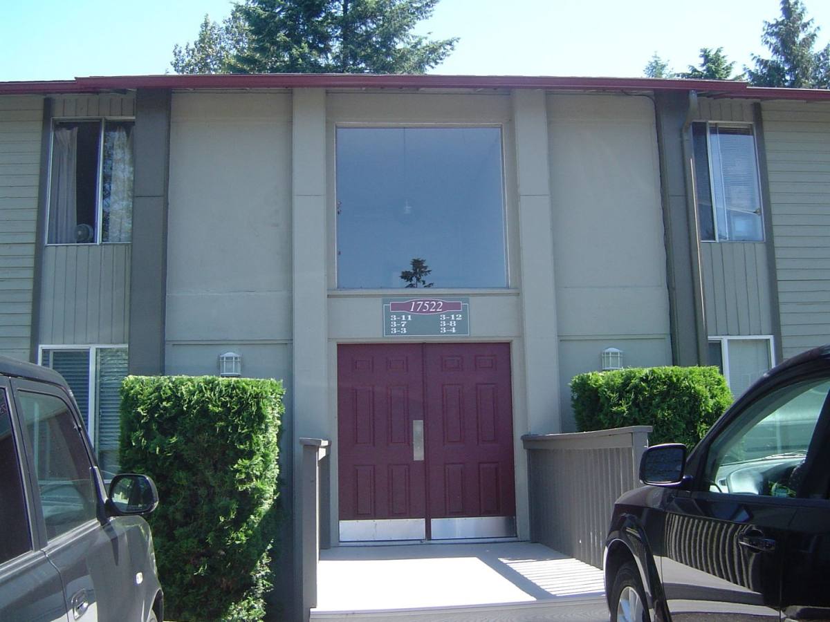 Condo for rent at 17522 151st Ave SE, Renton, WA 98058