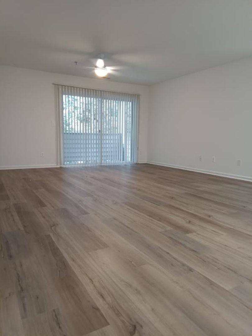 Apartment for rent at 300-332 Commonwealth Court, Charlottesville, VA 22901