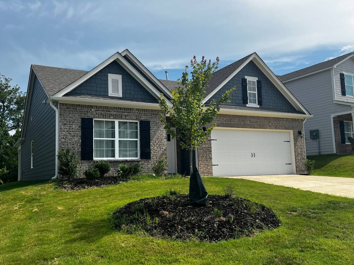 House for rent at 233 Park Crest Run, Chelsea, AL 35043