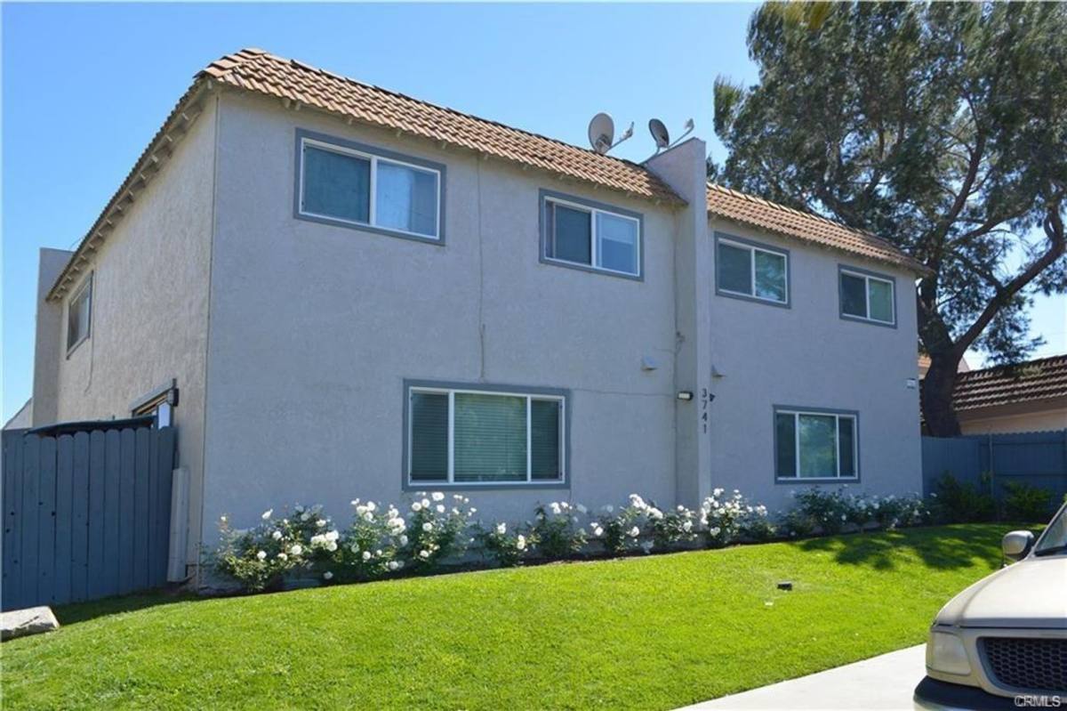 Apartment for rent at 3741 Harvill Lane, Riverside, CA 92503