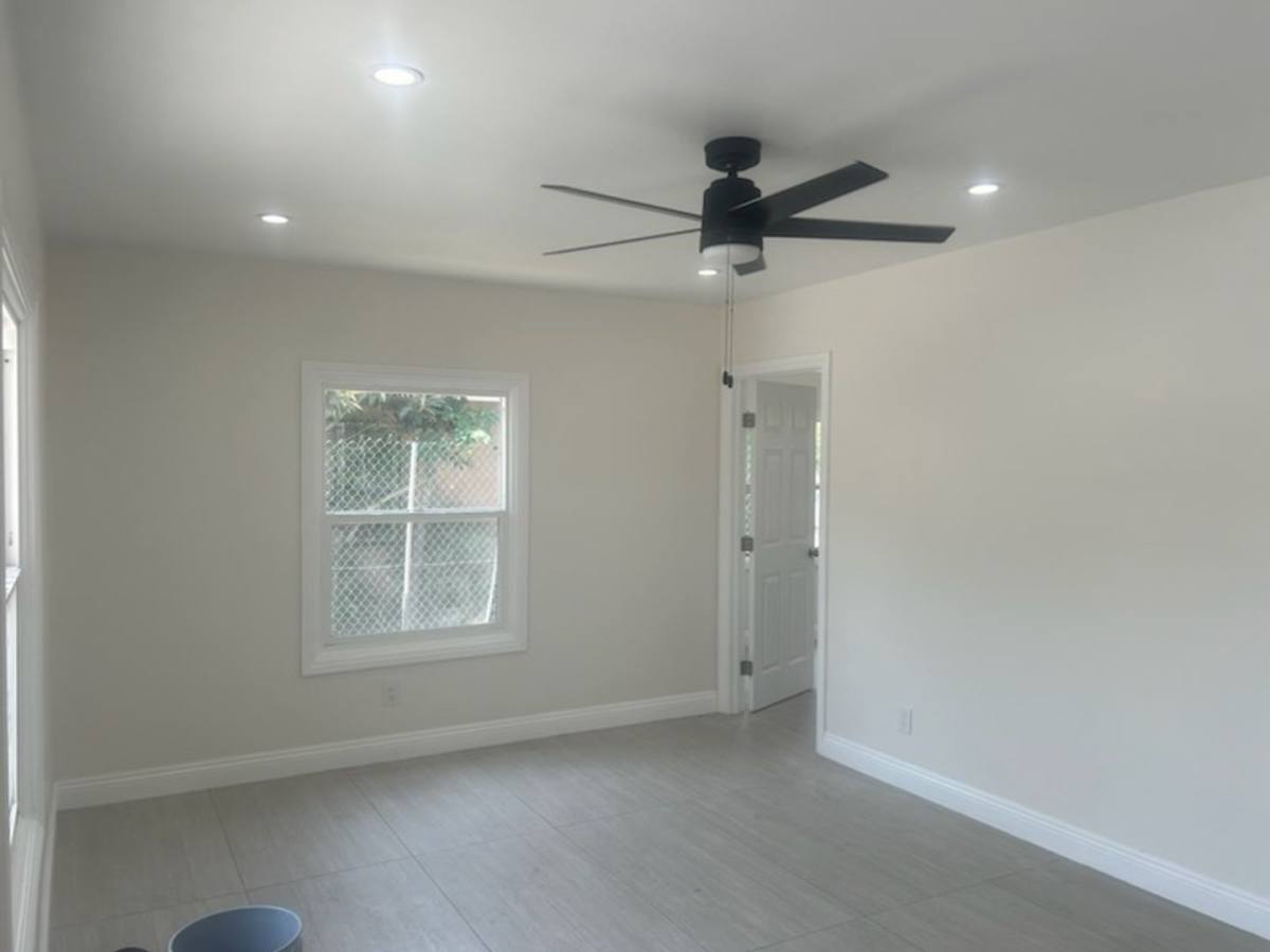 Apartment for rent at 6427 Corona Ave, Bell Gardens, CA 90201