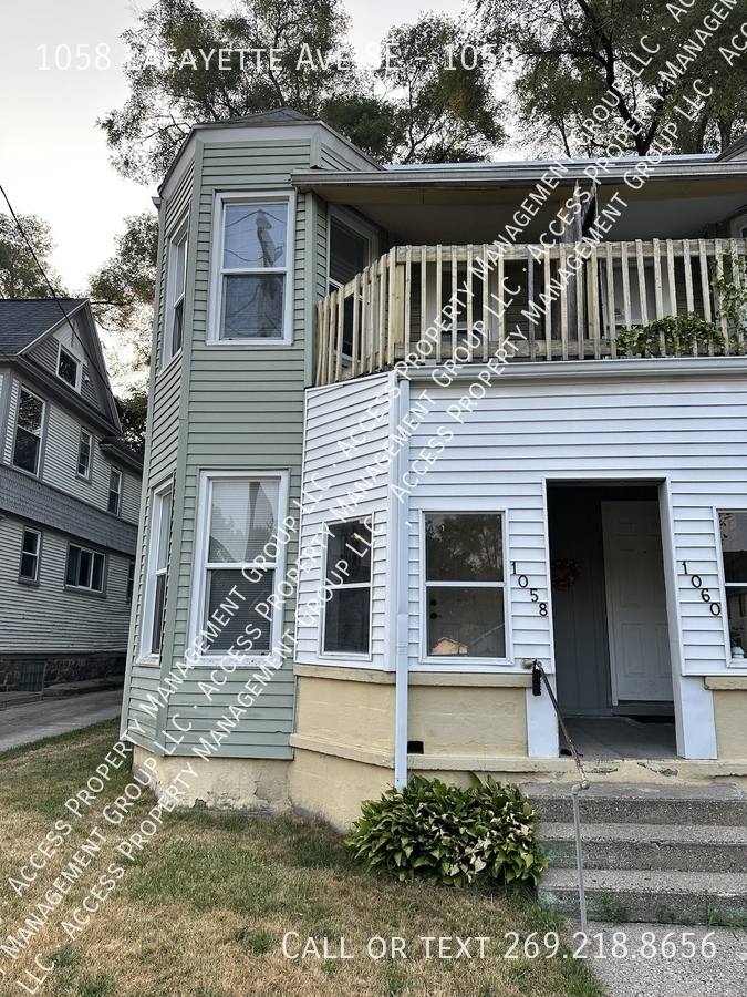 House for rent at 1058 Lafayette Ave SE, Grand Rapids, MI 49507