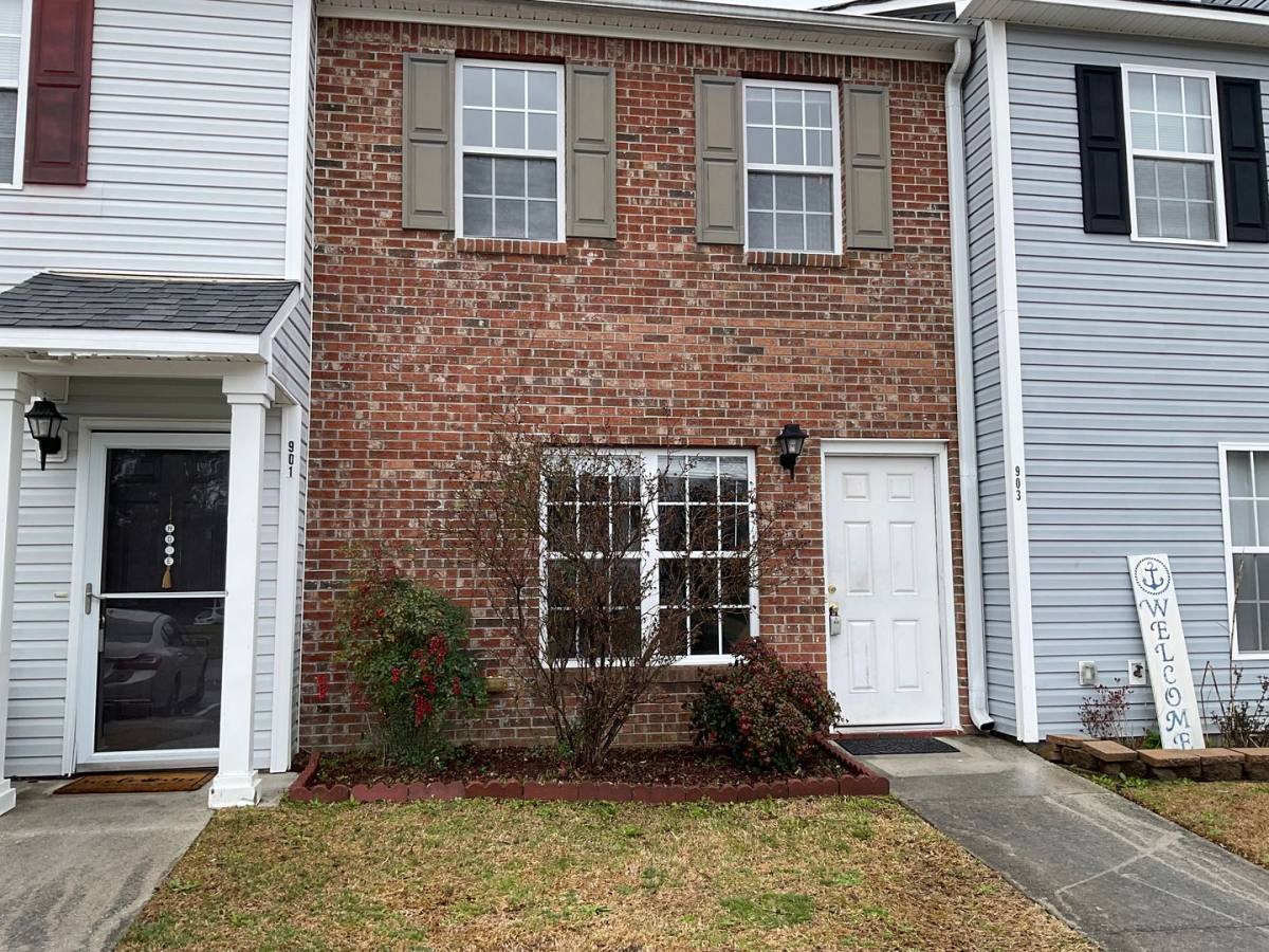 House for rent at 903 Timberlake Trail, Jacksonville, NC 28546