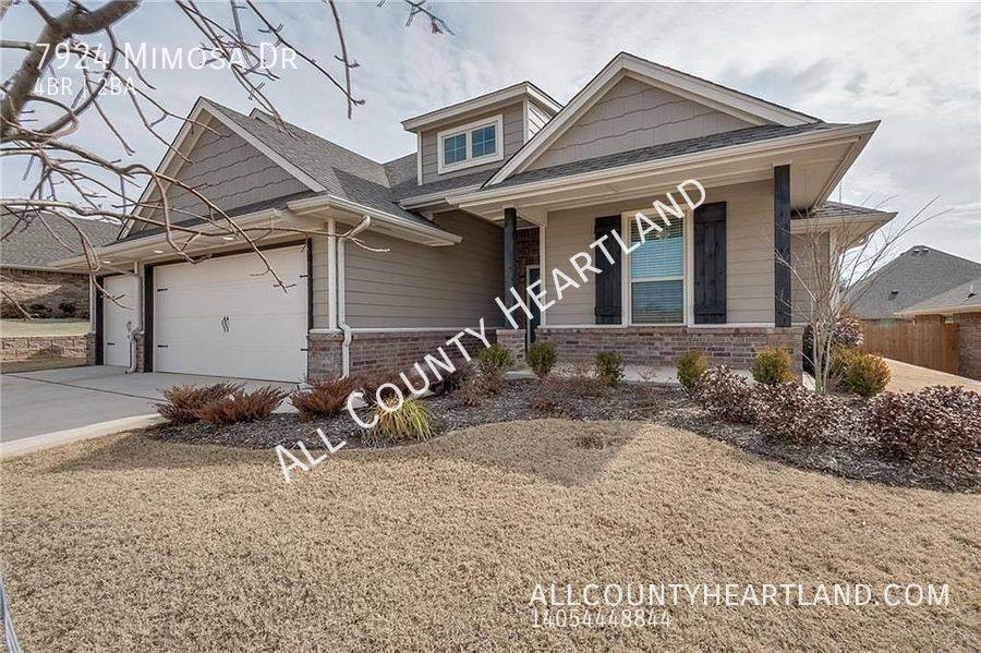 House for rent at 7924 Mimosa Dr, Edmond, OK 73034