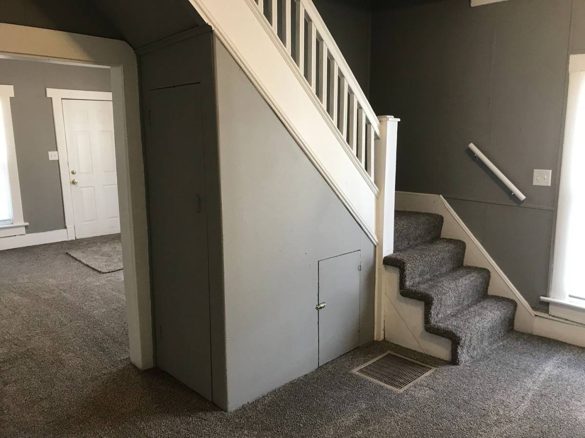 Apartment for rent at 1133-35 N Olney, Indianapolis, IN 46201