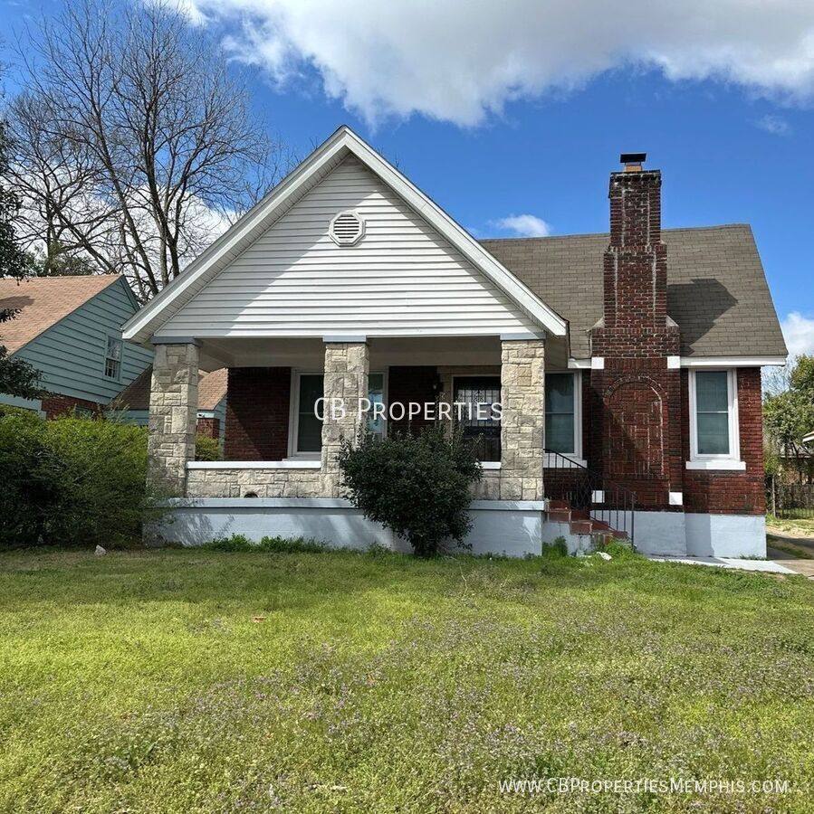 House for rent at 965 University St, Memphis, TN 38107