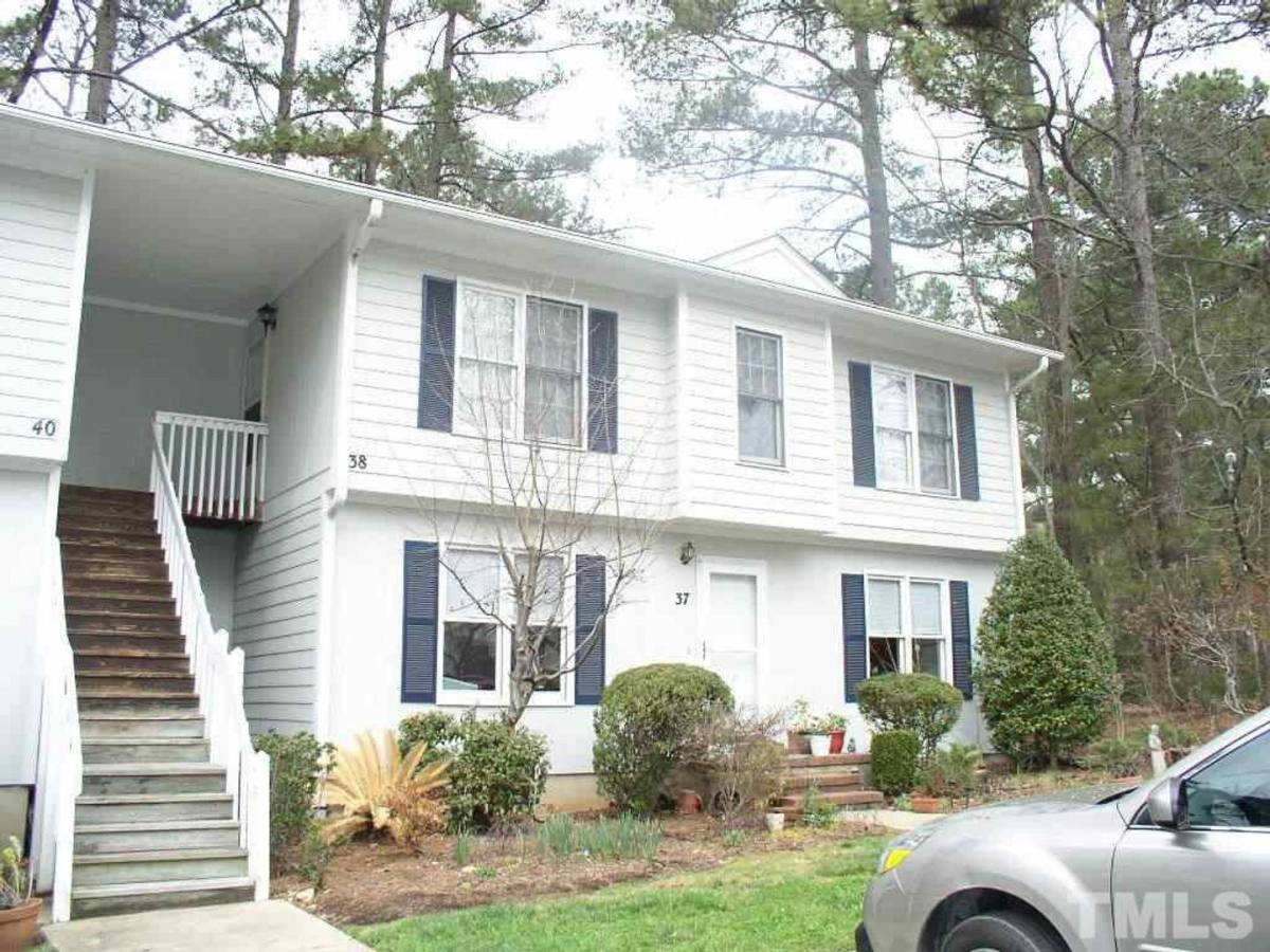 Condo for rent at 121 Westview Dr, Carrboro, NC 27510