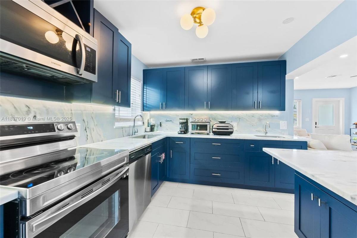 House for rent at 908 Citrus Isle, Fort Lauderdale, FL 33315