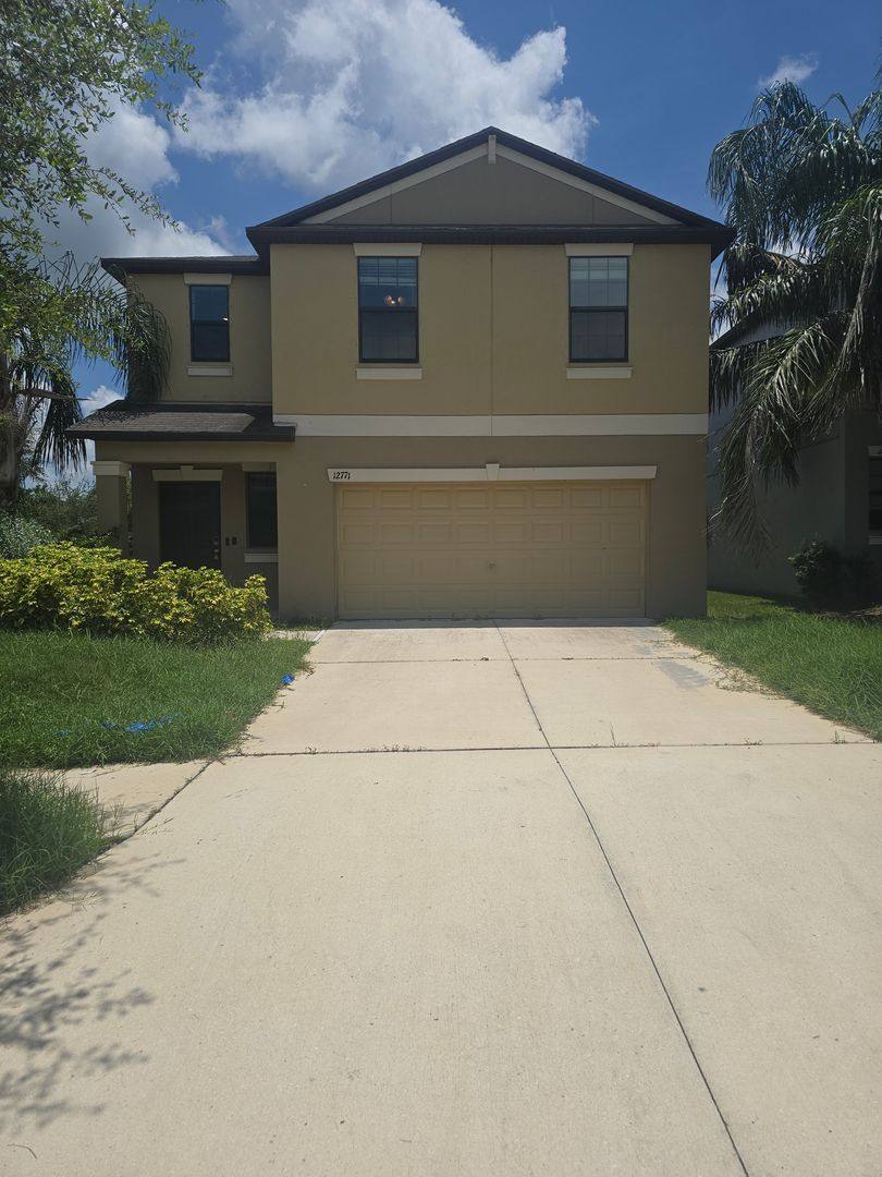 House for rent at 12771 Lemon Pepper Dr, Riverview, FL 33578